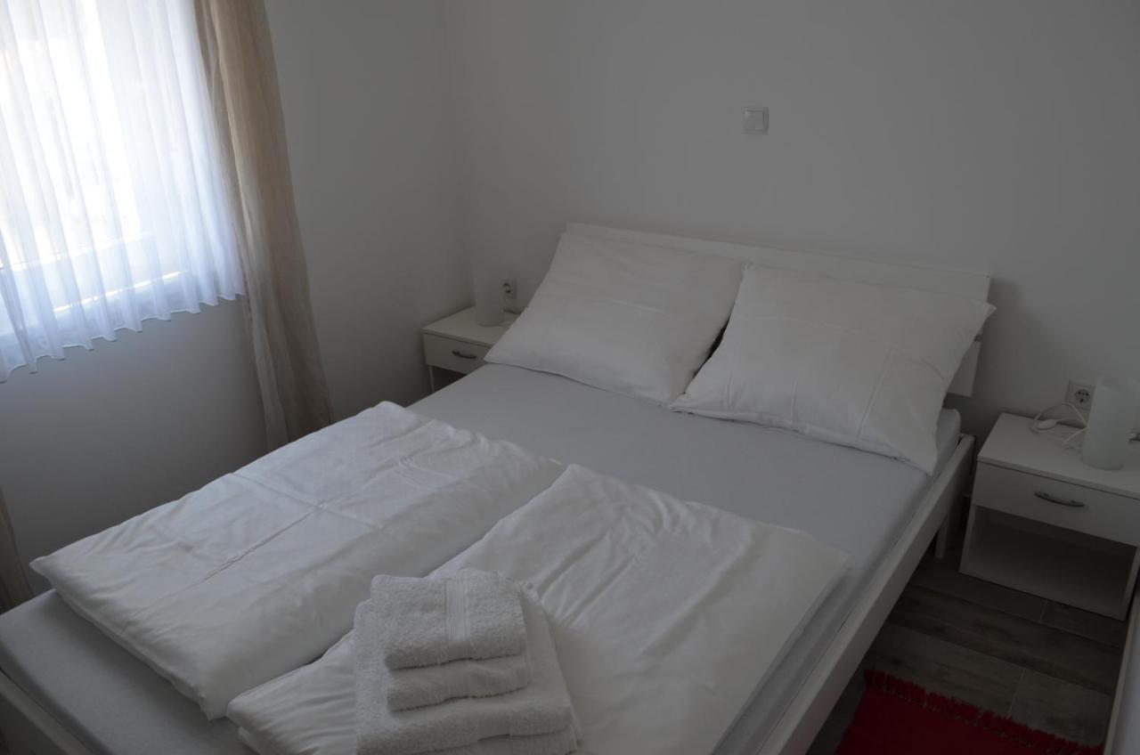 באסקה Apartments Susec מראה חיצוני תמונה