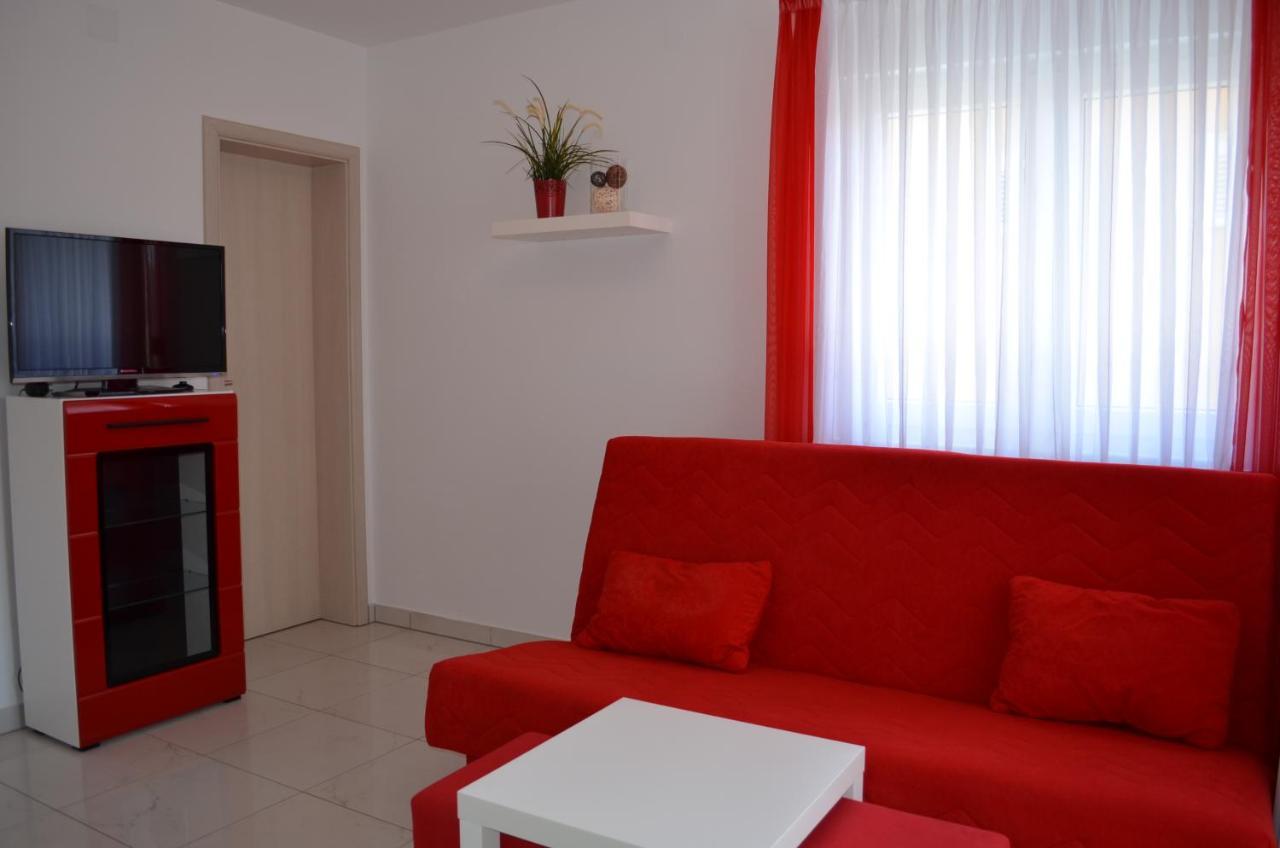 באסקה Apartments Susec מראה חיצוני תמונה