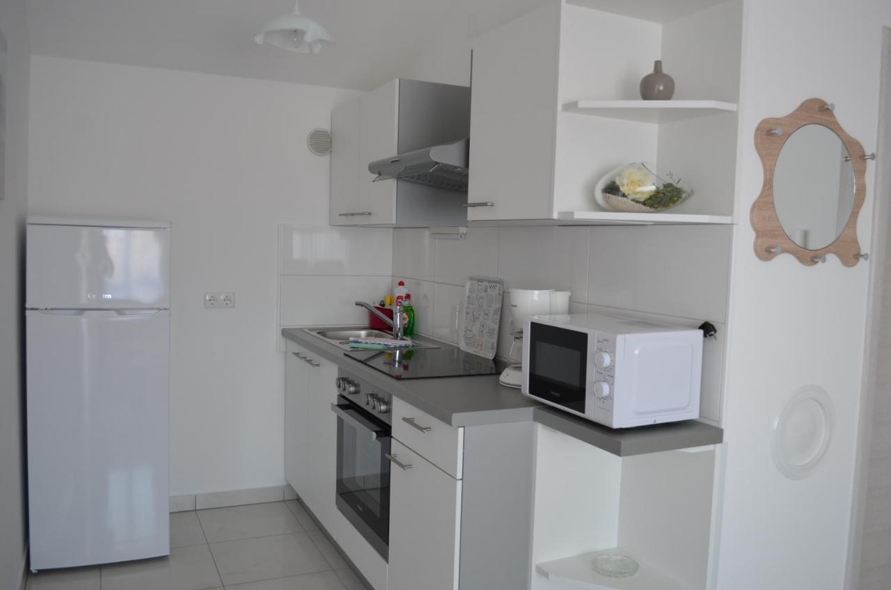 באסקה Apartments Susec מראה חיצוני תמונה
